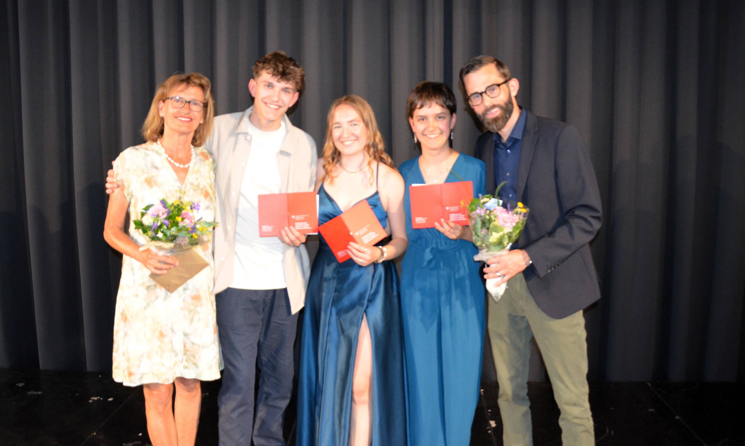 die_besten_pruefungen_v._l._n._r._marianne_nebiker_julie_joss-_julia_mueller-_jan_eichenberger-_sandro_kobi.jpg